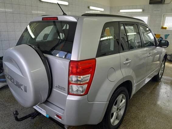 Suzuki Grand Vitara 1,9 DDiS - 6