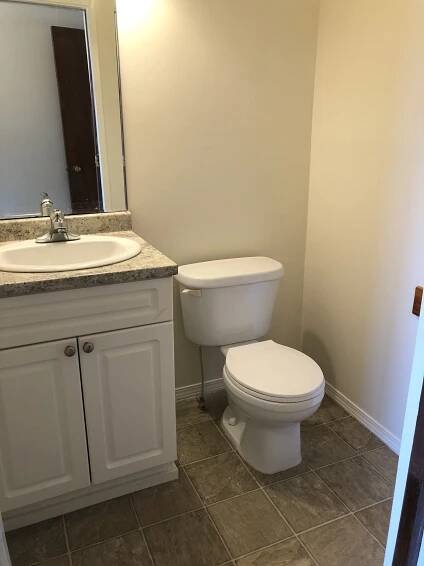 3-Bedroom Townhouse (Powell River) | 460 Property Management