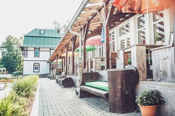 Hotel Pod Zvičinou - sportovní zařízení - Dolní Brusnice - Východní-Čechy.info - oficiální turistický portál Pardubického
