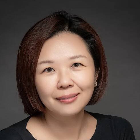 Huang Chen headshot