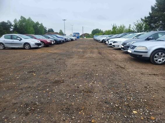 Parkoviště Pierwszy Parking Letiště Katovice - rezervace online | PARKLOT.PL - PARKLOT.CZ