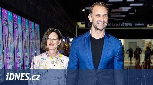 Spánku je teď méně, ale čas s rodinou je nenahraditelný, říká herec Maštalír - iDNES.cz