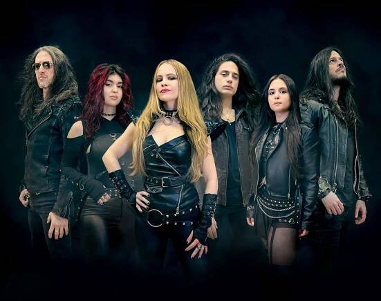 Frozen Crown - War Hearts - Metalheads Magazine | Obscuro.eu