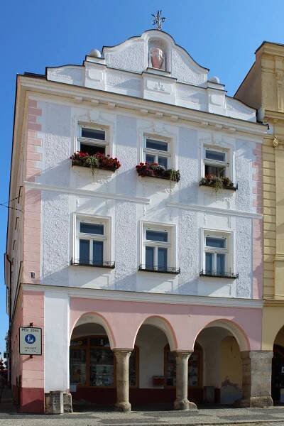 Soubor:Jindřichův Hradec 3911u.jpg – Wikipedie
