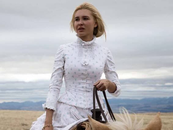 Isabel May as Elsa of the Paramount+ original series 1883