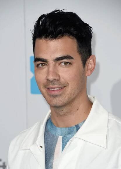 Joe Jonas: Age 20