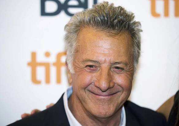 Dustin Hoffman podstoupil operaci rakoviny, zotavuje se