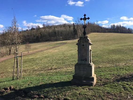 4. Křížek nad Zálesní Lhotou – Skautské oddíly Studenec, středisko Jilm Jilemnice