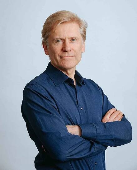 Boj o senát v Brně: o hlasy voličů se hlásí četník z Humoresek i český Redford