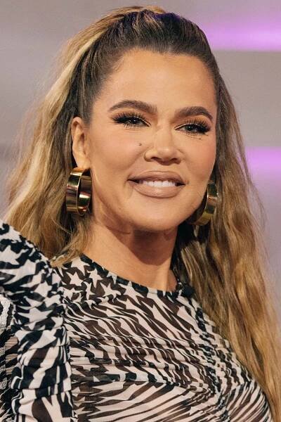 Khloé Kardashian Just Chopped Off the Vast Majority of Her Hair — See Photos
