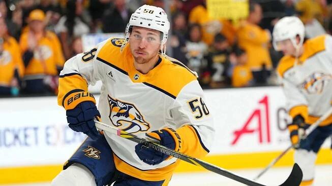 Mapping out Michael Bunting's Uncertain Future with Nashville Predators