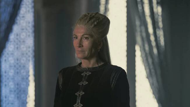 House of the Dragon Episode 9 Writer Explains Eve Best's Epic Dragon Scene