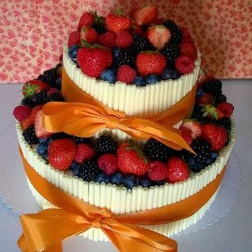 Patrový dort s ovocem :: Cukrárna U Berušky