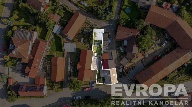 Prodej rodinného domu 3+1 o velikosti 90 m2 s celkovým pozemkem 276 m2 v obci Těchlovice