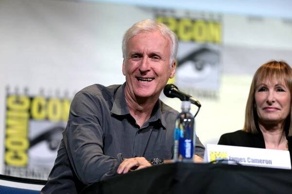 James Cameron ukončil spekulace o smrti postavy Jacka ve filmu Titanic - VIPshow