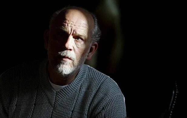 Americký režisér a herec John Malkovich na besedě s filmovými fanoušky při 44. ročníku Mezinárodního filmového festivalu, který 9. července probíhal sedmým dnem v Karlových Varech.
