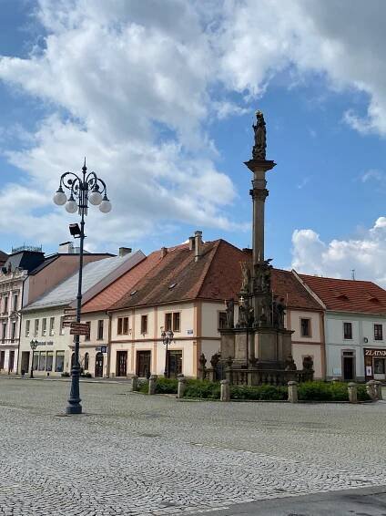 Mariánský sloup - Rokycany - Architektonické památky - Architektonické doplňky - plastiky, kašny, pomníky ... - Česká republika