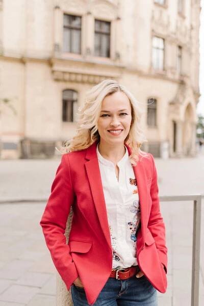 Yulia Burova - life coach - July 2018 | Dina Khusainova