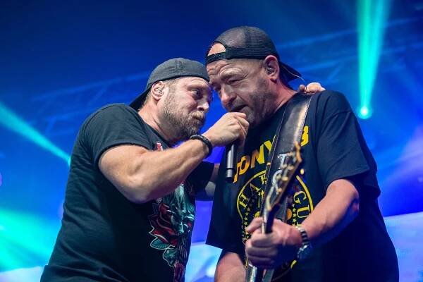 FOTO: Harlej svými rockovými peckami opět rozvášnili českolipský Crystal