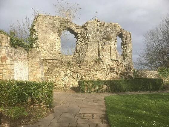 Bishop's Palace, Llandaff - Wikipedia