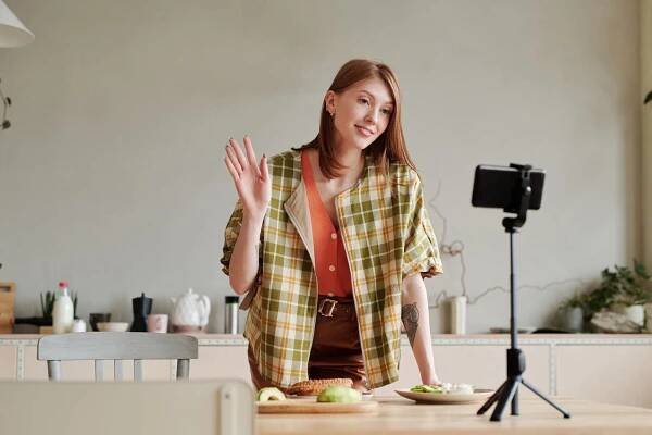 Creating vlog content to start a vlog for beginners