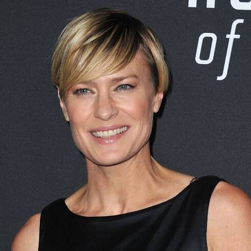 11 Unflattering, Outdated Hairstyles To Avoid Over 50—Plus What To Do For A Decade-Defying Look - SHEfinds