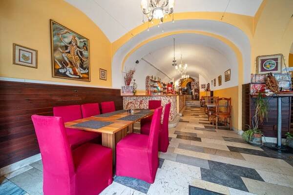 Restaurace – Velké náměstí, Hradec Králové | GALO REALITY