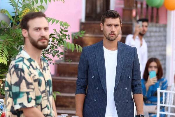 Kendi Düşen Ağlamaz - Herkes birden mutlu olabilir mi? - Z filmu - Serhan Onat