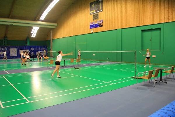 Badminton{lang}Badminton