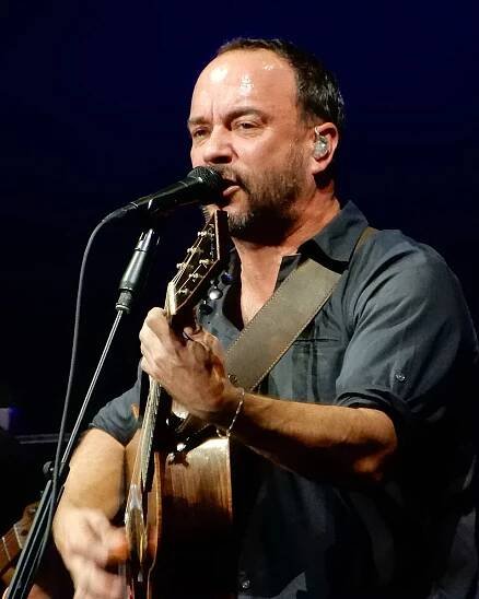 Súbor:Dave Matthews in Concert (43501212971).jpg