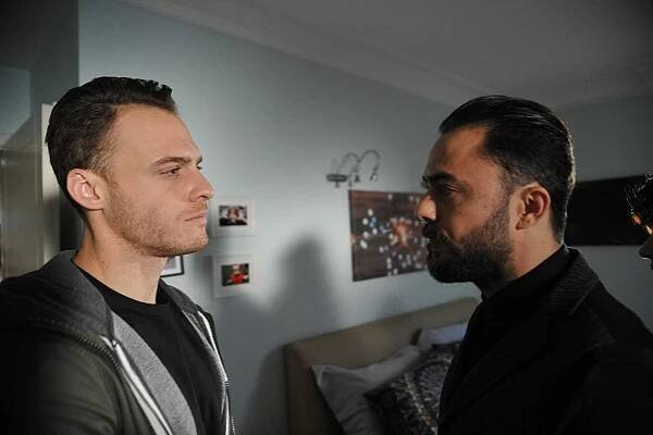 Muhteşem İkili - Episode 4 - Z filmu - Kerem Bürsin, Eren Hacısalihoğlu
