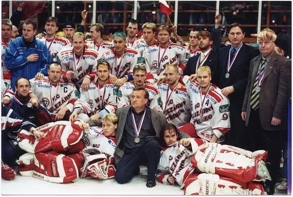 Třinečtí fanoušci zvolili nejlepší sestavu historie, teď se těší na zápas legend • Zprávy z Moravy