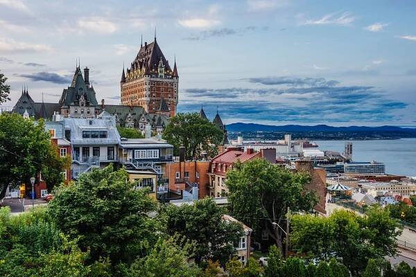 Our Readers' Favorite 5 Cities in Canada in 2021