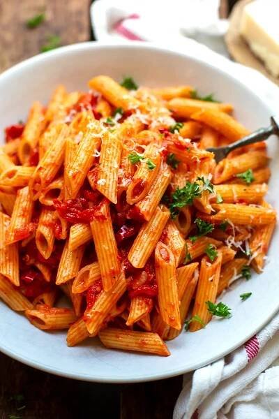 Penne all' Arrabbiata (Rezept wie beim Italiener!) - Kochkarussell