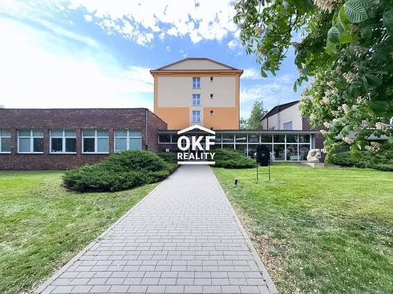 Pronájem kanceláří 39 m⊃2; - ul. Bratrská, Lipník nad Bečvou | OKF REALITY investiční, s.r.o.