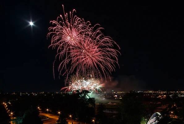 Ohňostroje 2024 v Brně. Ignis Brunensis — ohňostroje, drony a festival