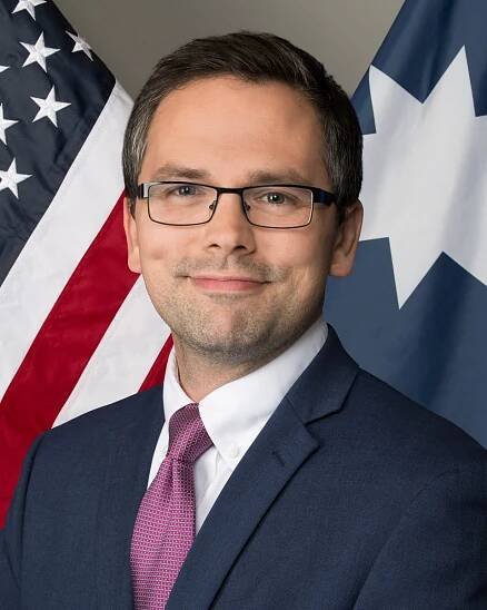 Portrait of Jon Eichten