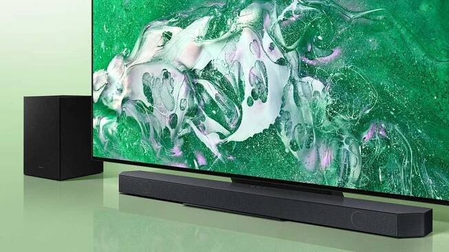 Recenze soundbaru Samsung HW-Q700D. Velmi kvalitní střední třída pro ty, kdo chtějí výbavu a fyzický Dolby Atmos