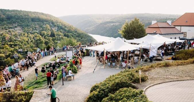 Ochutnávka vín VOC Znojmo u rotundy sv. Kateřiny 2025