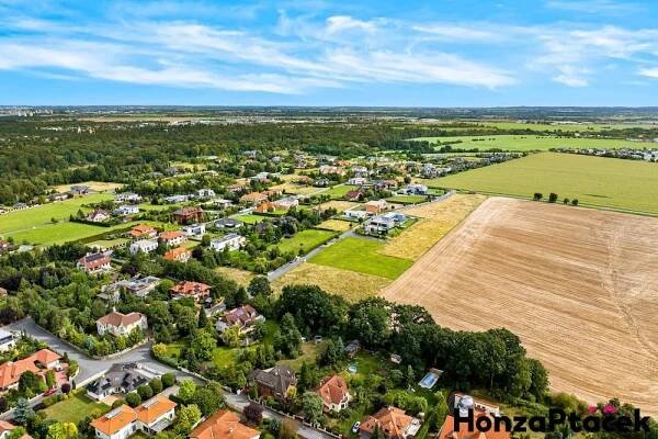 Prodej, stavební pozemek 2169m², Osnice - Jesenice • HONZA PTÁČEK • realitní makléř | realitní kancelář | reality Praha