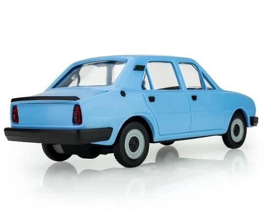 Auto Škoda 120 plast - model
