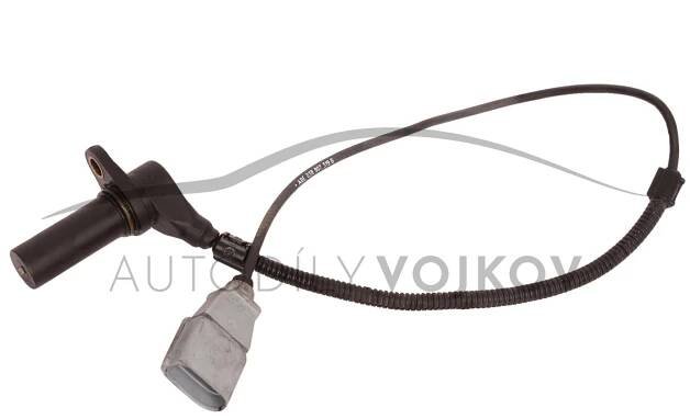 Snímač otáček klikové hřídele 038907319D