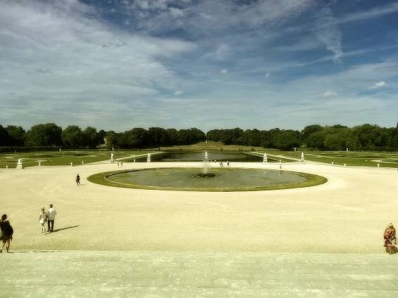 Chantilly (France) - DANI LUST – IMAGINATION & REALITY