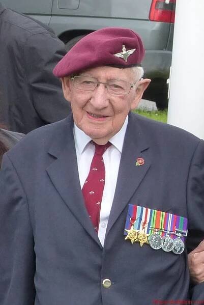 The Red Berets – The 9th Parachute Battalion