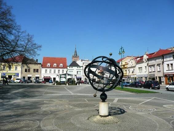 Fotogaléria • Sluneční hodiny (Slnečné hodiny) • Mapy.com