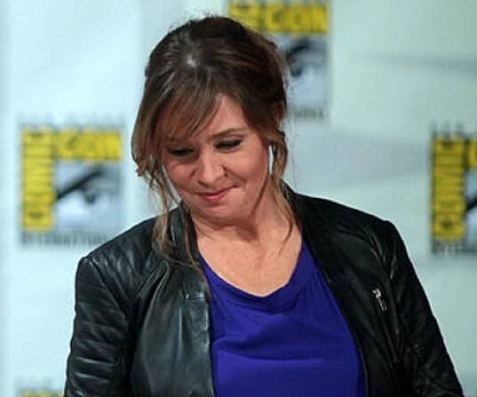Megan Follows Biography - Facts, Childhood, Family Life & Achievements