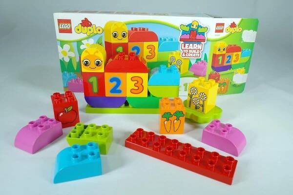 LEGO DUPLO 10831 Moje první housenka