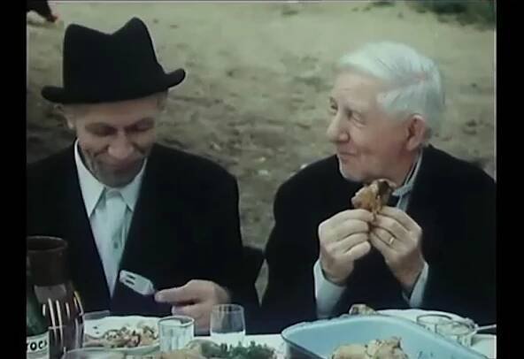 Skutečné životy: Marečku, podejte mi pero! Profesor Hrbolek koukal až do smrti po holkách, na scéně mu šlo...