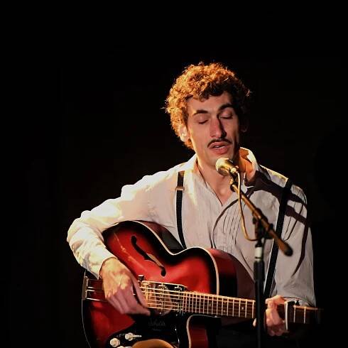 Médiathèque Jean Carmet – Ville de Mûrs-Érigné
