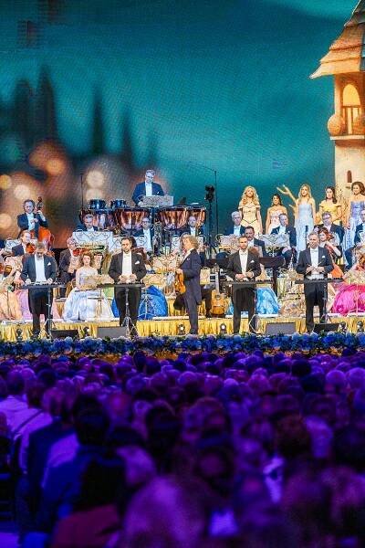 Houslový mág a král valčíků André Rieu přivezl do Prahy pohádkové představení 